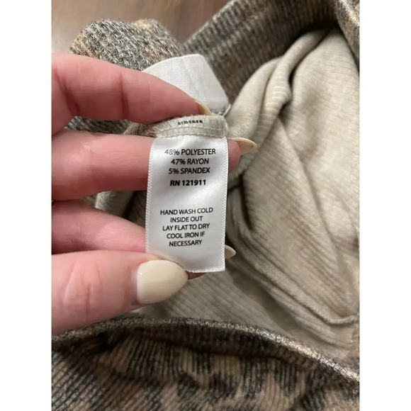 LNA Revolve Brushed Rib Joggers Leopard Print Cheetah Soft Loungewear Cozy Sz L - Picture 7 of 8